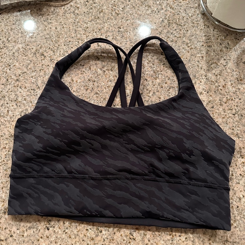 Lululemon sports bra/ never worn